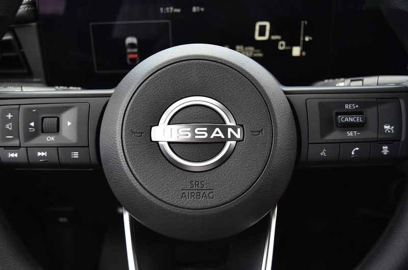 Nissan Kicks Vehicle Image 19