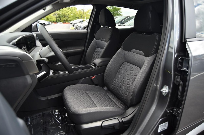 Nissan Kicks Vehicle Image 20