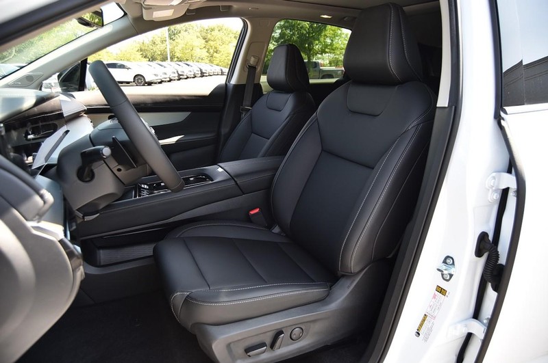 Nissan Murano Vehicle Image 23