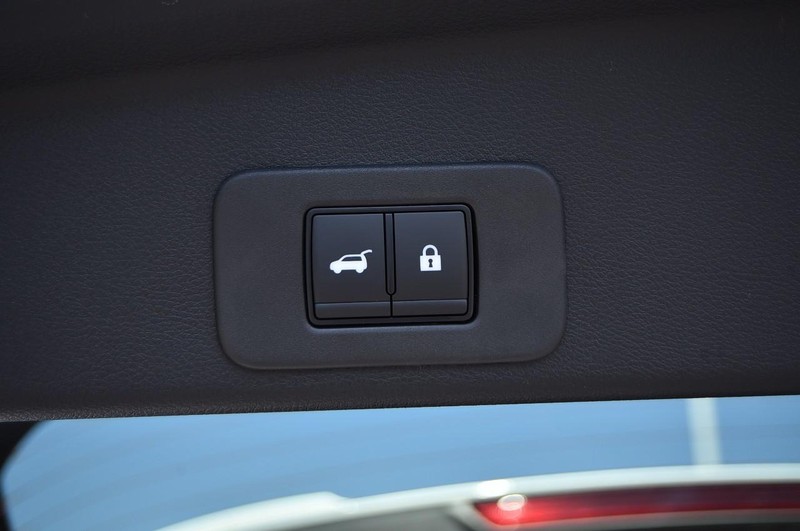 Nissan Murano Vehicle Image 30