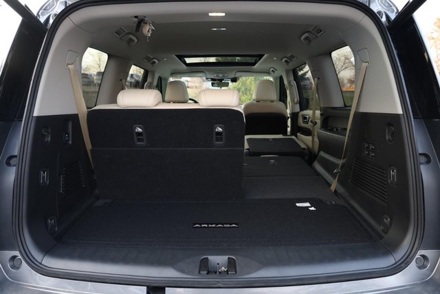 Nissan Armada Vehicle Image 08