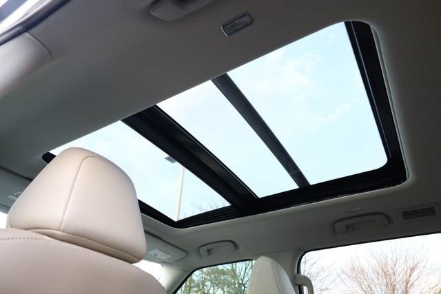 Nissan Armada Vehicle Image 11