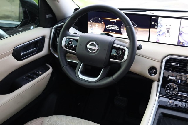 Nissan Armada Vehicle Image 28