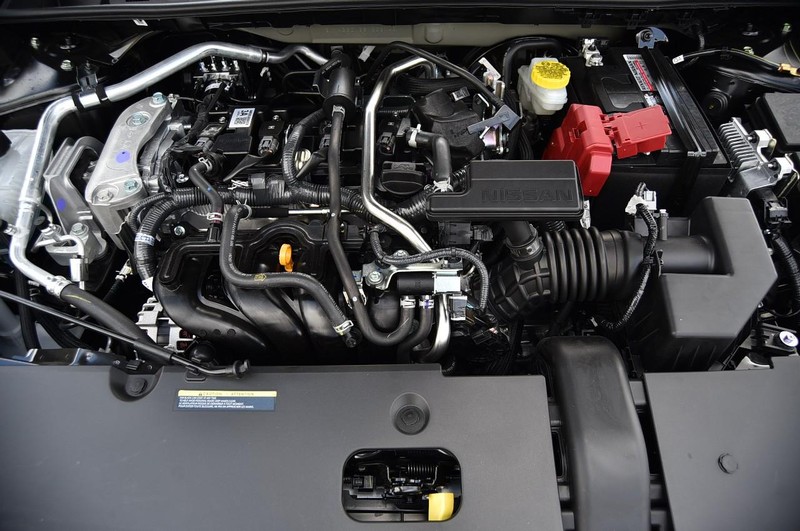 Nissan Sentra Vehicle Image 28