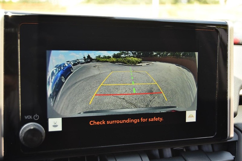 Toyota RAV4 Vehicle Image 12