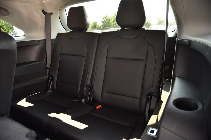 Acura MDX Vehicle Image 26