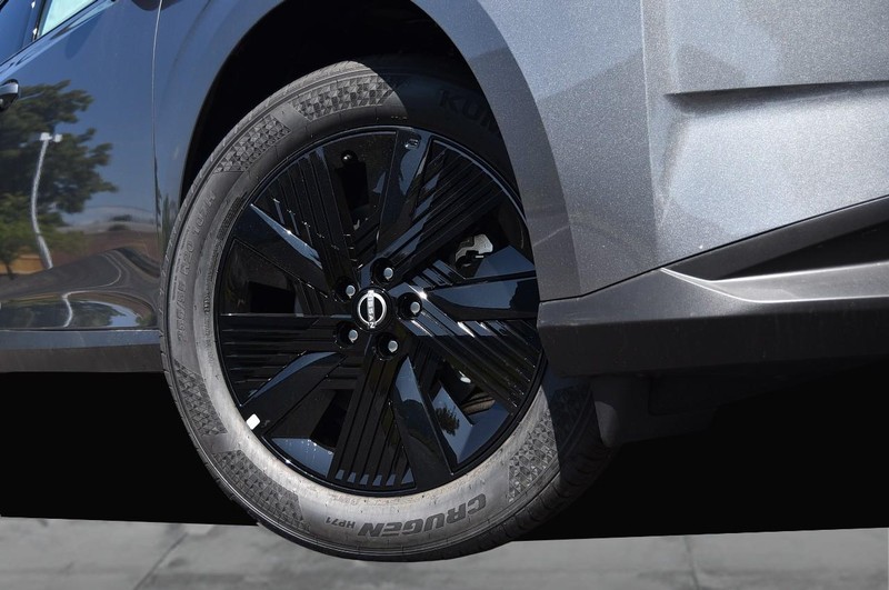 Nissan Murano Vehicle Image 03