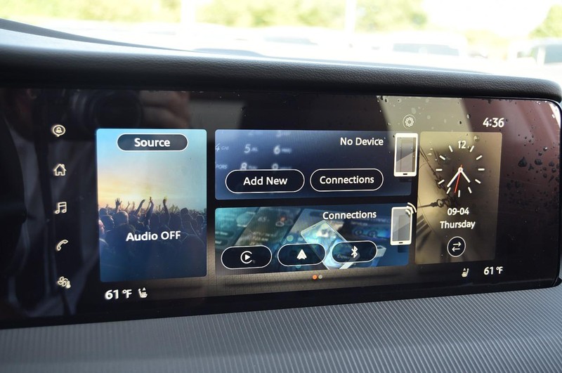 Nissan Murano Vehicle Image 14