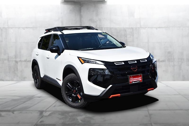 Nissan Rogue Vehicle Image 02