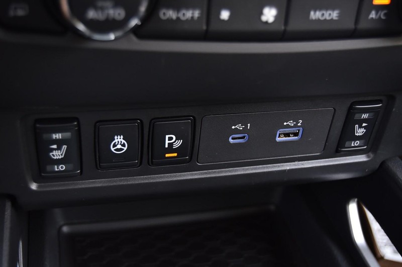 Nissan Frontier Vehicle Image 18