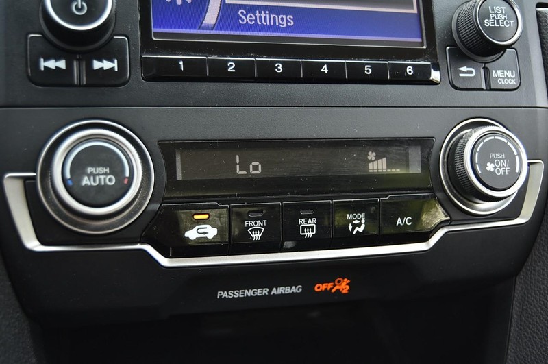 Honda Civic Sedan Vehicle Image 14