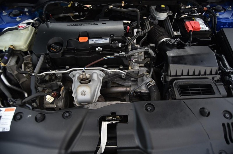 Honda Civic Sedan Vehicle Image 22
