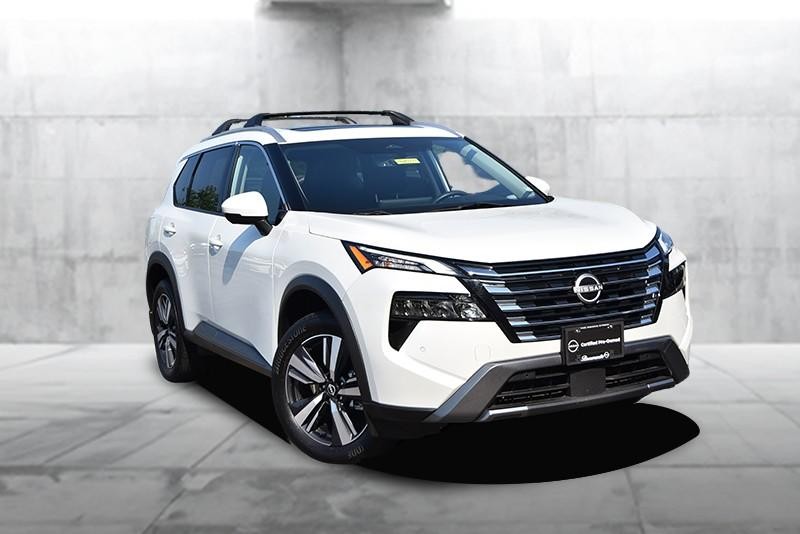 Nissan Rogue Vehicle Image 02