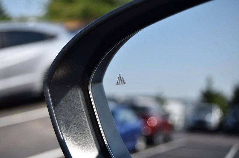 Nissan Rogue Vehicle Image 11