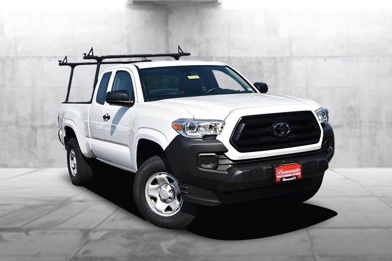 Toyota Tacoma 2WD Vehicle Image 02