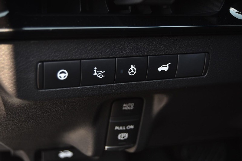 Nissan Murano Vehicle Image 12