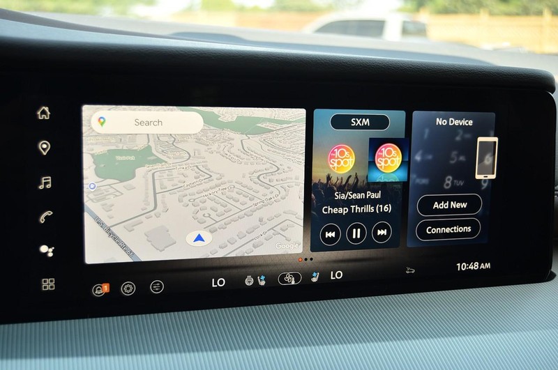Nissan Murano Vehicle Image 15