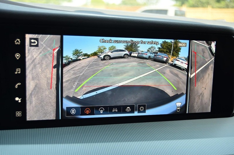 Nissan Murano Vehicle Image 18
