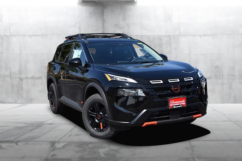 Nissan Rogue Vehicle Image 02