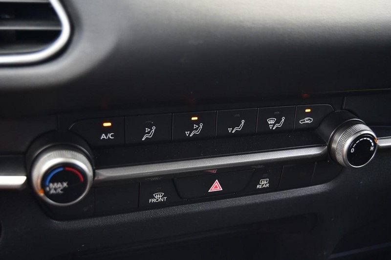 Mazda CX-30 Vehicle Image 14