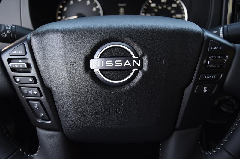 Nissan Frontier Vehicle Image 21