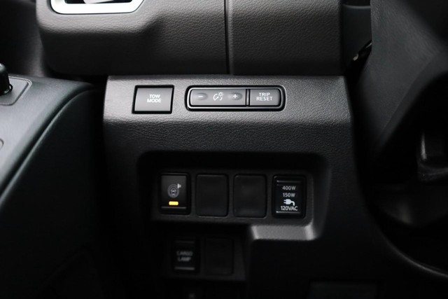 Nissan Frontier Vehicle Image 19