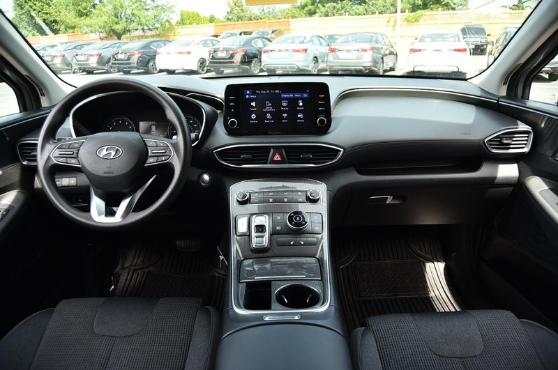 Hyundai Santa Fe Vehicle Image 08