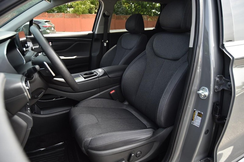 Hyundai Santa Fe Vehicle Image 19