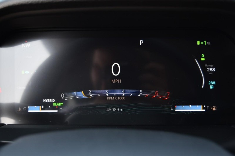 Jeep Grand Cherokee 4xe Vehicle Image 15