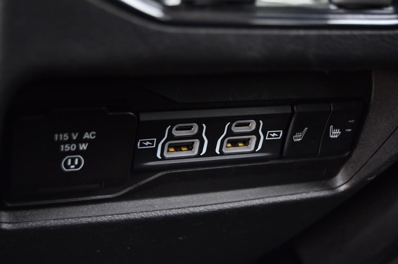 Jeep Grand Cherokee 4xe Vehicle Image 28