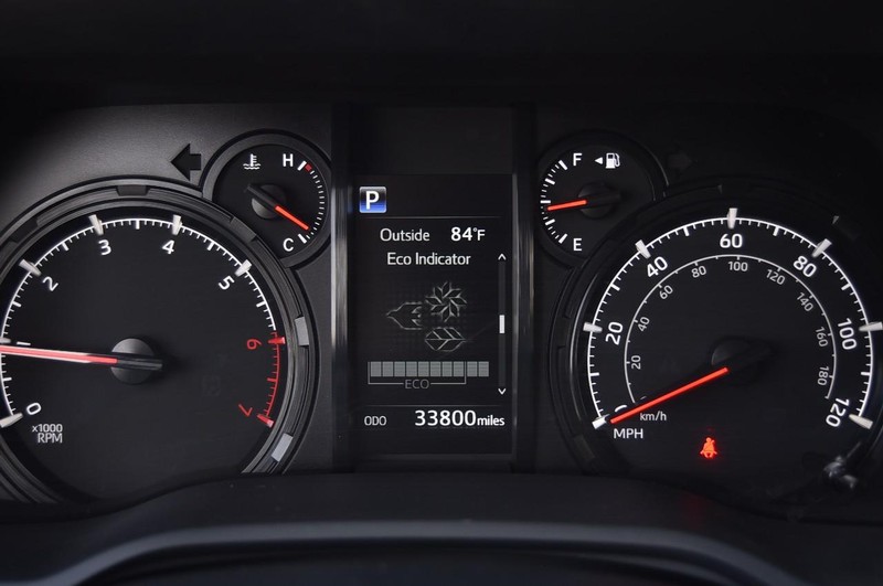 Toyota 4Runner Vehicle Image 12