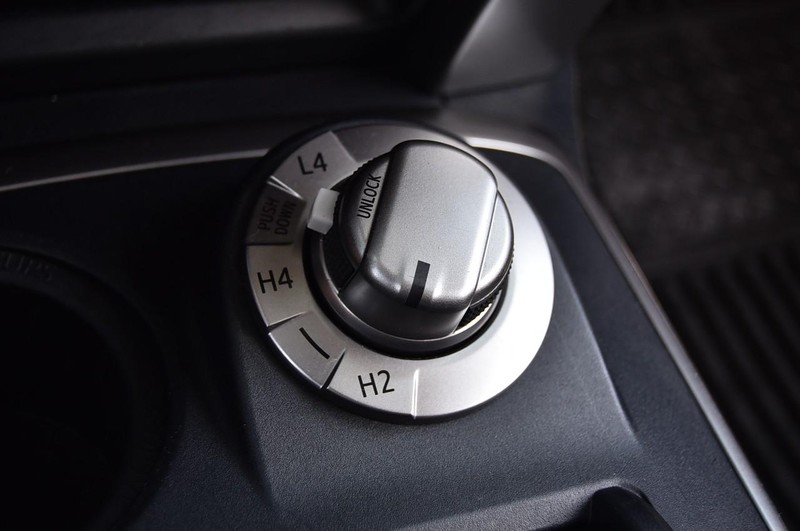 Toyota 4Runner Vehicle Image 16