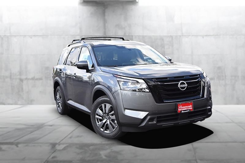 Nissan Pathfinder Vehicle Image 02