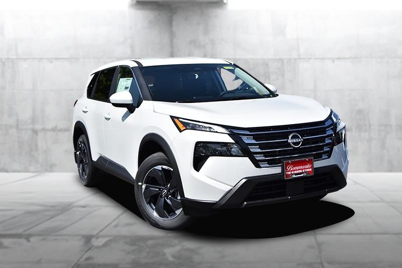 Nissan Rogue Vehicle Image 02