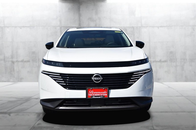 Nissan Murano Vehicle Image 04