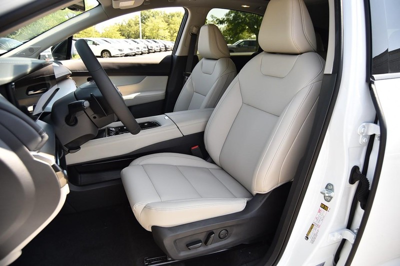 Nissan Murano Vehicle Image 23
