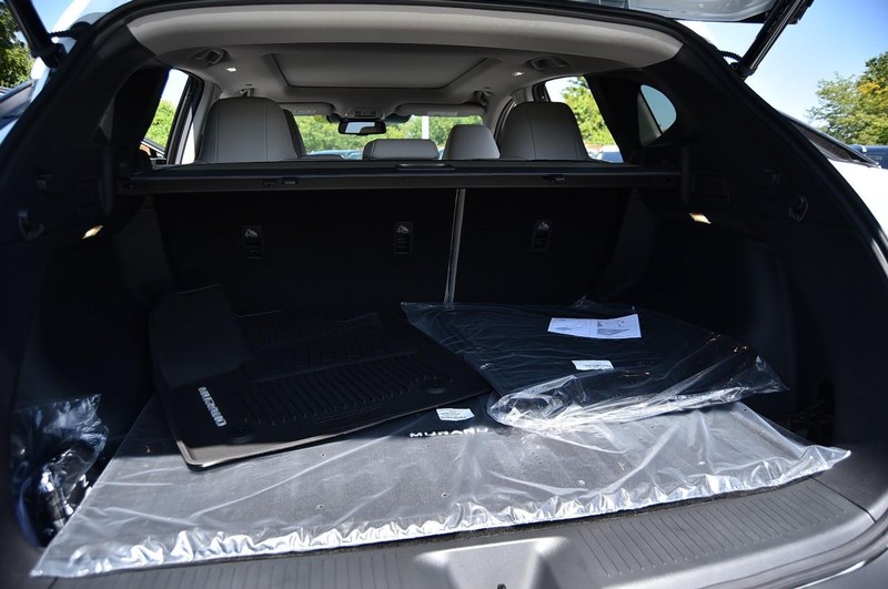 Nissan Murano Vehicle Image 29