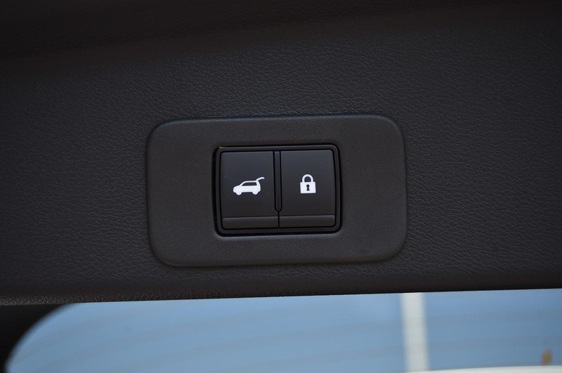 Nissan Murano Vehicle Image 30