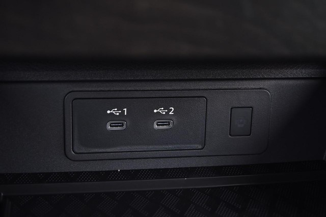 Nissan Murano Vehicle Image 20