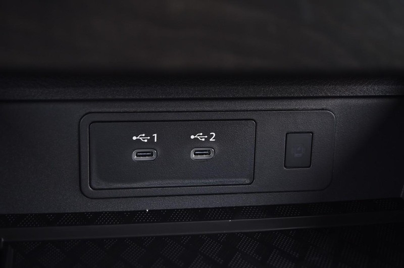 Nissan Murano Vehicle Image 20