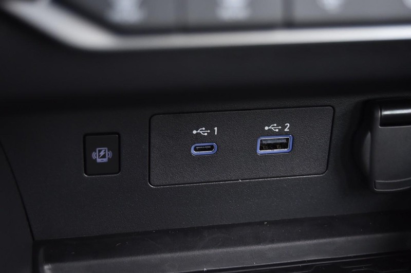 Nissan Altima Vehicle Image 16