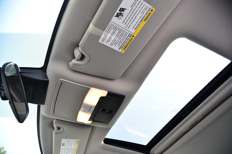 Nissan Altima Vehicle Image 21