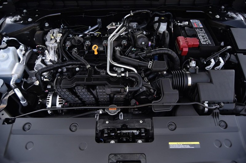 Nissan Altima Vehicle Image 25