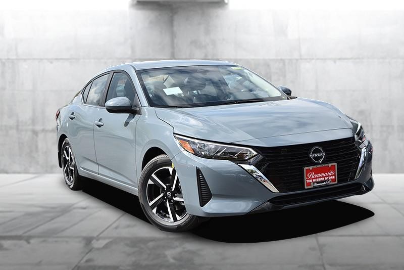 Nissan Sentra Vehicle Image 02