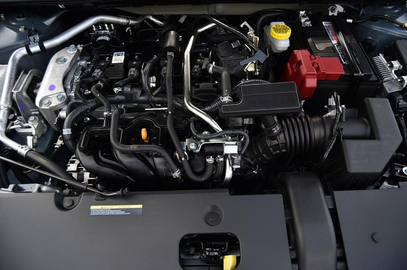 Nissan Sentra Vehicle Image 24