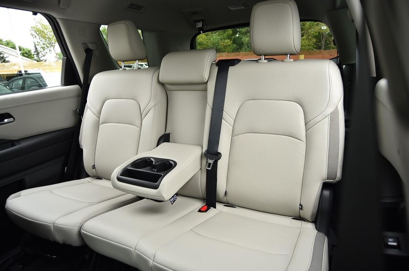 Nissan Pathfinder Vehicle Image 24