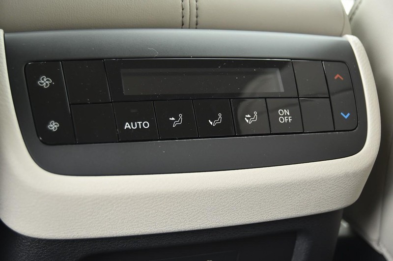 Nissan Pathfinder Vehicle Image 25