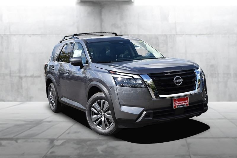Nissan Pathfinder Vehicle Image 02