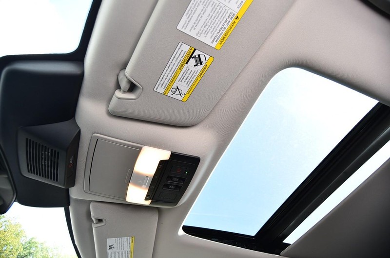 Nissan Pathfinder Vehicle Image 22
