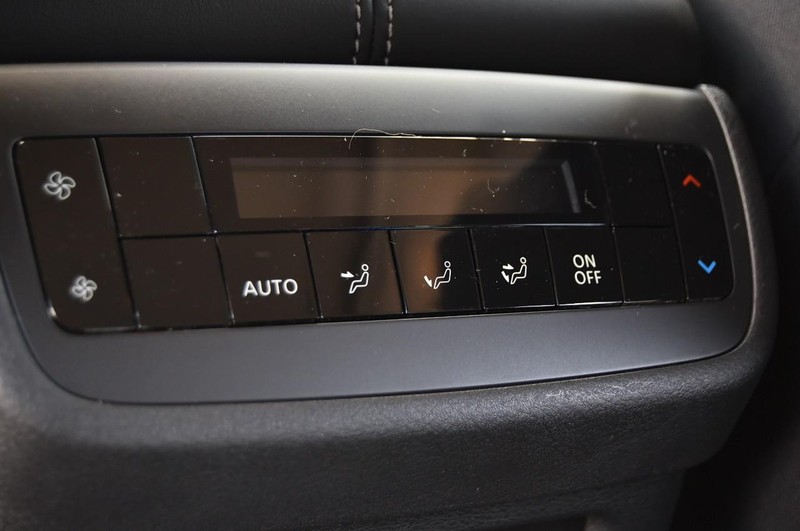 Nissan Pathfinder Vehicle Image 24